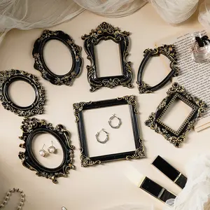 European Resin Frame Decoration, Lightweight Frame Design, Sturdy Frame Design, Detailed Frame, DIY Photography Prop, Miniature House Decor, Holiday Atmosphere Ornament