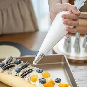 100pcs/50pcs Disposable Thick Plastic Icing Bags with Easy Fill Spout, Individually Packaged Cake Decorating Piping Bags, Pastry Decorating Tools