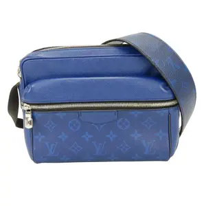 Pre-owned Louis Vuitton Other Shoulder Bags Outdoor Messenger PM Monogram Taiga Shoulder Bag