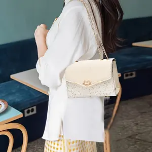 Small Retro Classic Messenger Bag for Women - Shoulder, Crossbody, Clutch Purse - Fashion Simple and Versatile