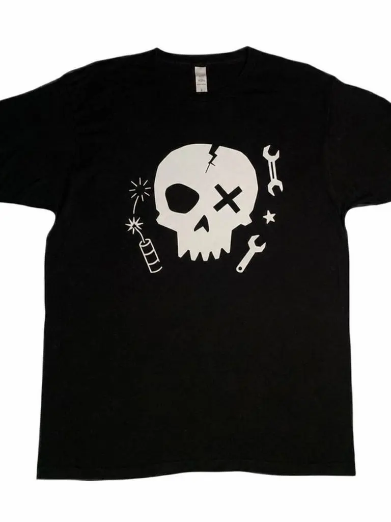 Womens Love Skull T Shirt Funny Skeleton Bones Halloween Party Graphic Tee Funny Womens T Shirts Cute Vintage Fashion Casual Ladies T-Shirt Gift Halloween Tops for Women Women's Novelty Tees Black