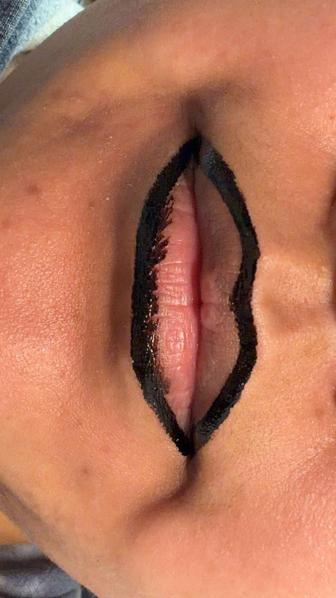 Item: Buy 1 get 3 free (Standard)