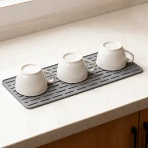 Scyfreid  Little Silicone Mat with Raised Edges, 16'' x 7" Coffee Bar Mat for Countertops, Suitable for BBQ tools and gardening tools