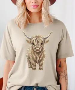 Highland cow graphic Tee
