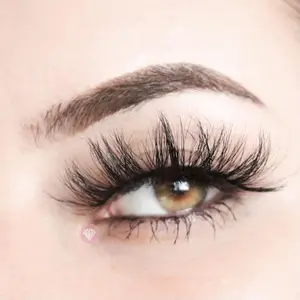 GLAMOUR - Lashes
