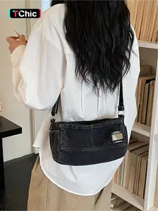 Vintage style vintage denim single shoulder crossbody bag with a relaxed atmosphere, adjustable shoulder straps for comfortable shoulder tightness, metal tag frayed edge details+front pocket storage, can hold mobile phones, keys, lipstick, and small items