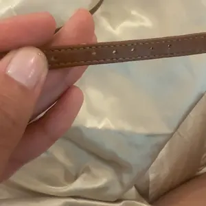 Hole Punching Pliers, Professional Leather Punch Tool for Watch Straps, Belts, Shoelaces, Sandals and Tags, Hand Tool, Metal Hole Punch, Hole Making Tool