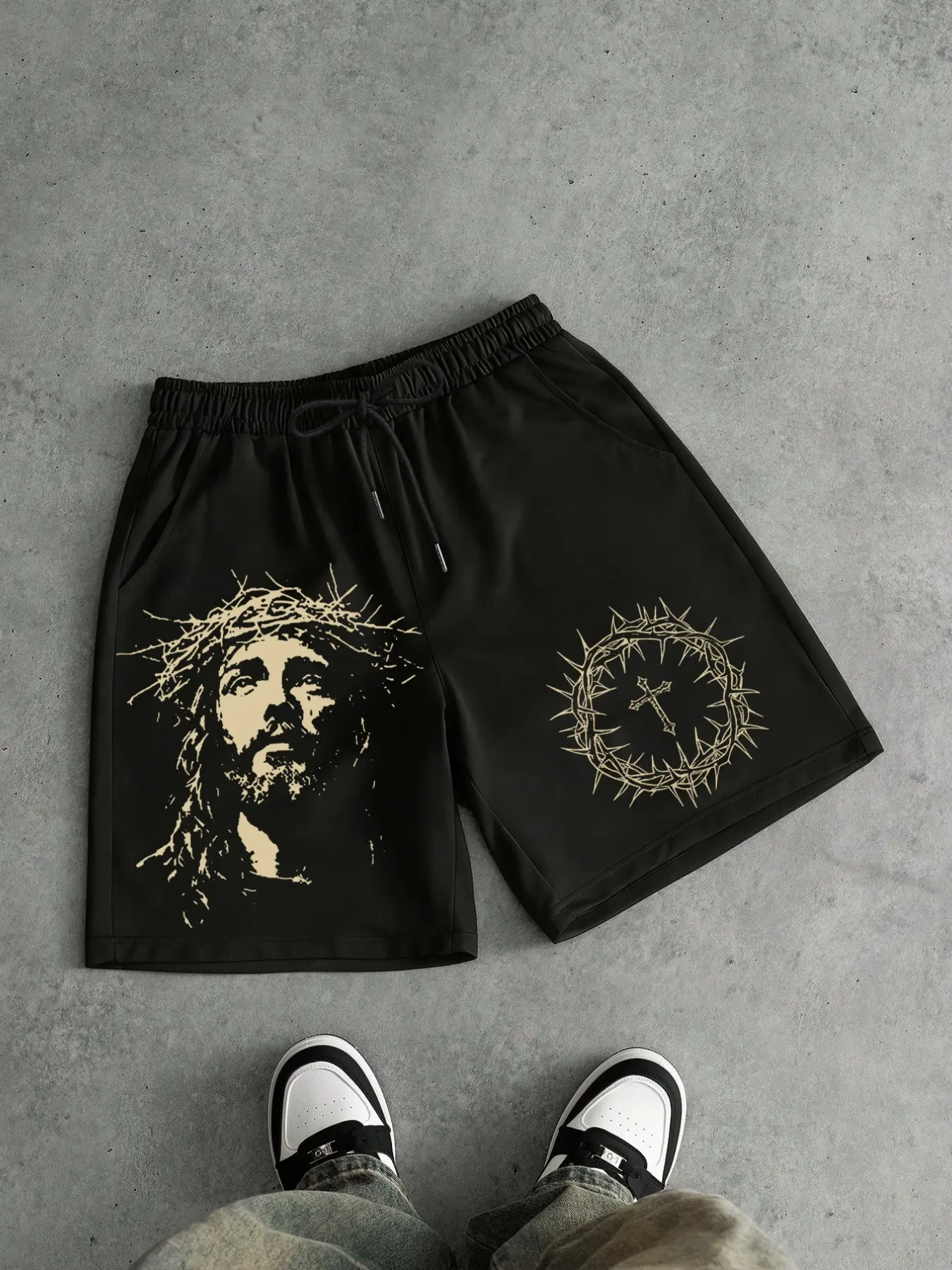 Unisex Retro Jesus Thorn Crown Graphic Print Cross Shorts, Elastic Drawstring Waist, Pocket Design, Christian Streetwear, Summer Casual Wear