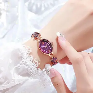New high fashion bracelet women's watch trend Wild women's watch quartz watch（gift）Gift