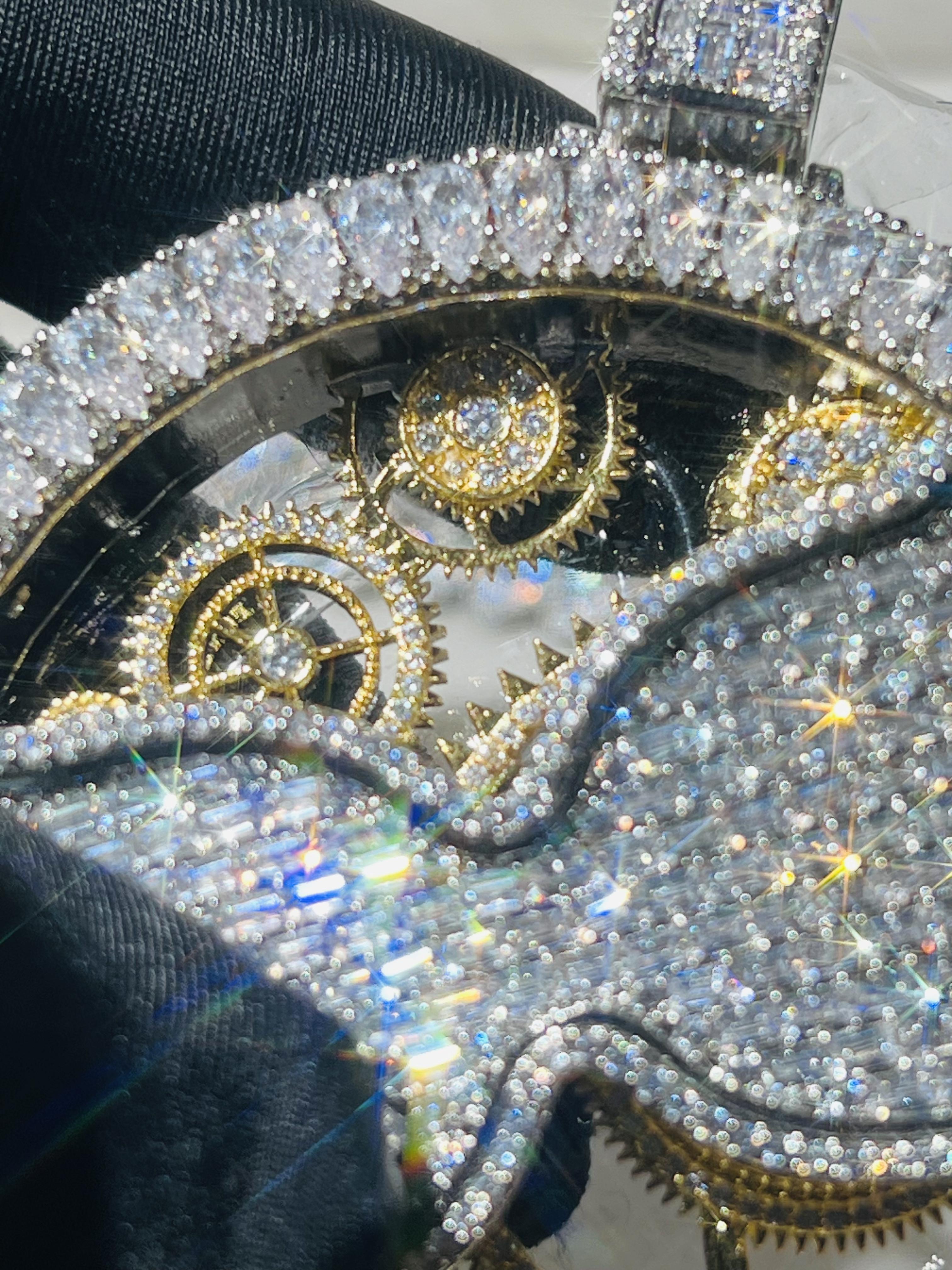 Customized mixed color hourglass rotatable disc jewelry VVS rotatable control hip-hop style hourglass ice pattern full diamond pendant hip-hop street culture jewelry, Father's Day and Mother's Day gifts