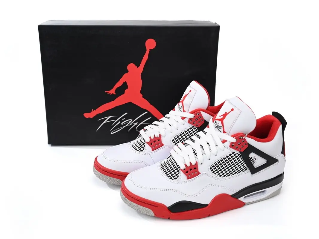 White Black Red Contrast Mid‑top Basketball Shoes Mesh Breathable Air Cushion Unisex Classic Retro Trendy Sneakers