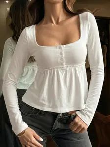 Vintage Y2K Style Square Neck Peplum Top for Women, Form-Fitting Long Sleeve with Button Detail and Flared Hem, Soft Stretchy Fabric & Classic Silhouette, Ideal for Casual Street Style & Daily Outings