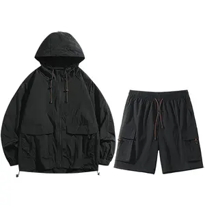 Men’s Summer Hooded Sun Protection Jacket and Shorts Two-Piece Set – Loose Fit Workwear Casual Outfit, Lightweight and Breathable, Suitable for Outdoor Activities, Street Style, and Everyday Wear