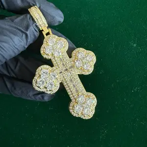 Clover Cross (Gold)