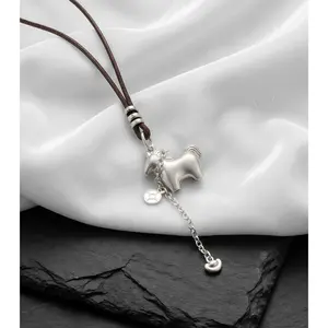 The String series necklace. Clean Glow.Soul Mates