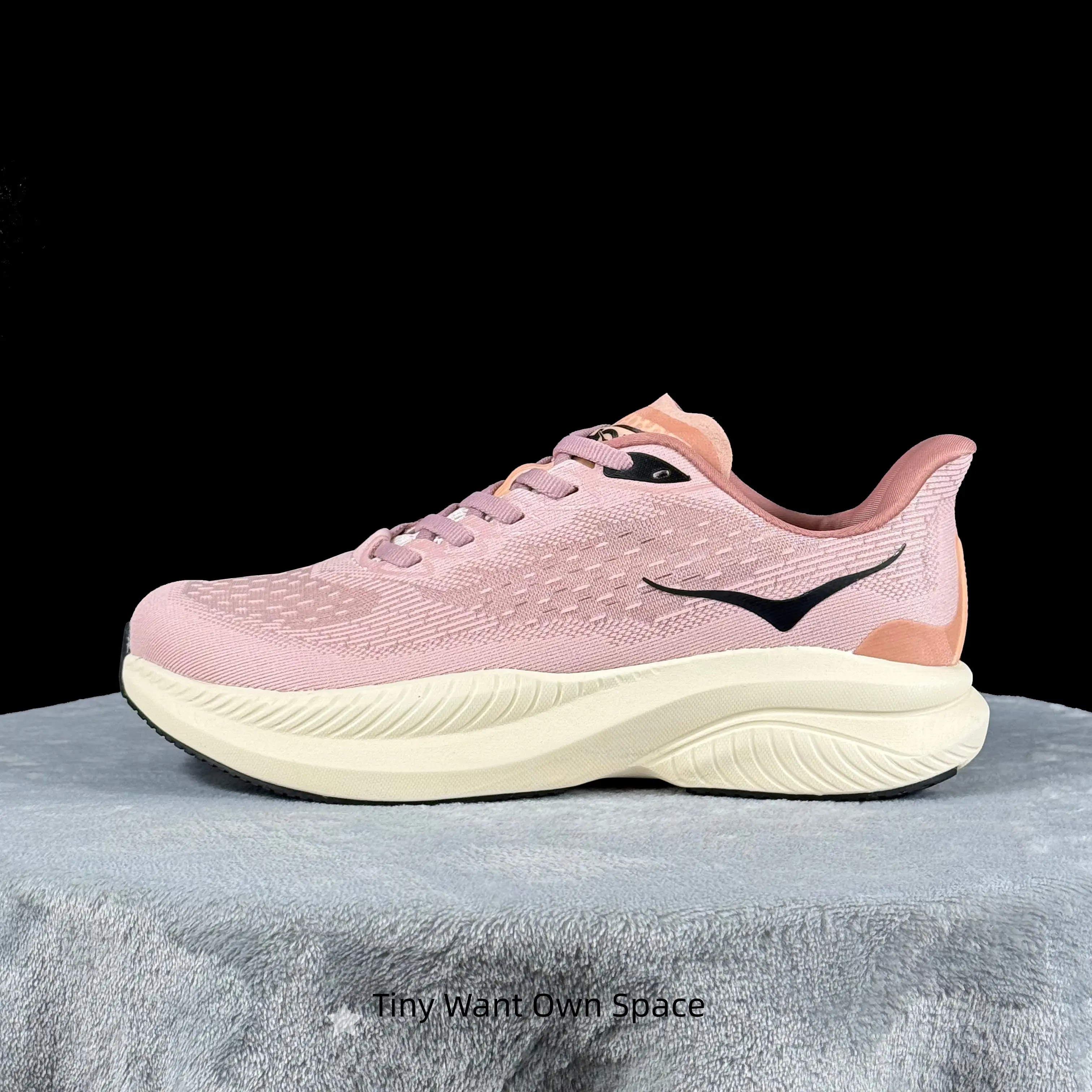 Light Pink Shock Absorb Knit Athletic Shoes, Wide Cream Cushion Midsole Non Slip Sport Trainers, Breathable Comfort Footwear For Jogging Marathon Gym Workout