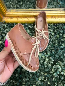 Guapito Nino Leather Shoes - Handmade Women's Footwear with Natural Finish and Comfortable Fit