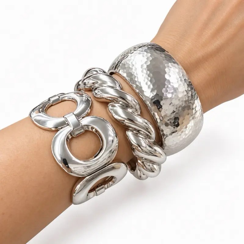 Maite Jewelry.                                                                      SHONKY SILVER BANGLES