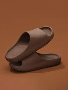 Men's Summer Indoor Soft Cushioned Slippers, Thick Sole Non-Slip Couple Bath Sandals for Home, Comfortable Waterproof House Shoes