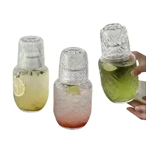Premium Vintage Embossed Glass Bedside Carafe & Tumbler, Large Capacity Ins Style Thickened Explosion-Proof Pitcher with Dustproof Inverted Cup, Reusable Heat Resistant Stylish Drinkware Beverage Glassware for Home Living Room Hosting Office