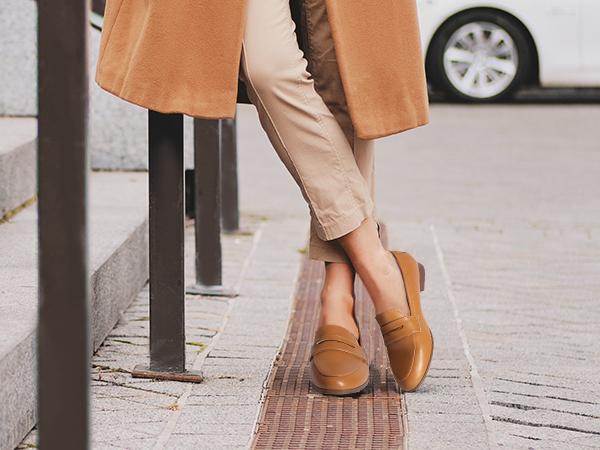 Round Toe Slip-on Penny Loafers