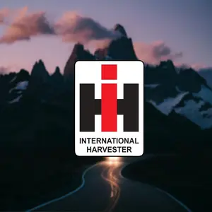 International Harvester Logo Vinyl Sticker, Matte Effect, Irregular Shape, Self-adhesive Disposable, Recommended for Plastic Surfaces, Suitable for Placement on The Left Side of Cars, Car Decals