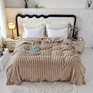 1pc Large Faux Rabbit Fur Blanket - Plush 300gsm All-Season Luxury Bedspread & Throw, Soft Pink Cozy Bedding in & Sizes, Easy-Care Fabric for Adults, Unisex Contemporary Style for Home, Travel, or Gifts,Blanket for Bed, ultra  soft lux bratz Solid