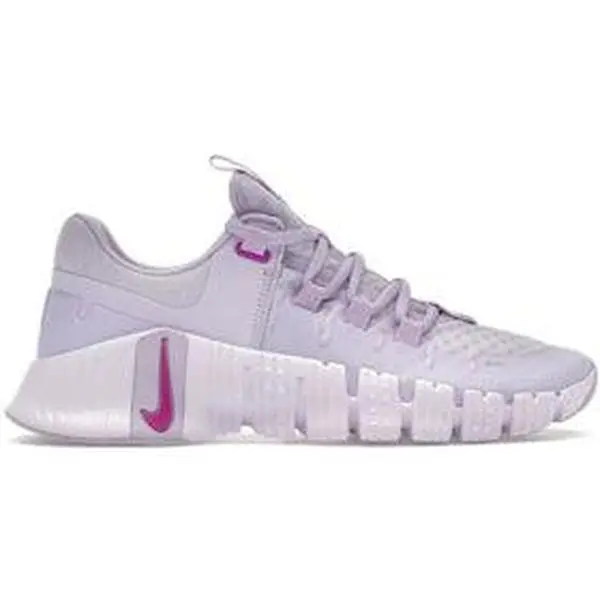 Nike Free Metcon 5 Lilac Bloom Barely Grape Women's Training Shoes Low Top Athletic Footwear Flexible Lightweight Design Breathable Mesh Upper Lace-Up Closure Supportive Heel Cushioned Midsole Durable Rubber Sole Gym Workout Fitness Shoes