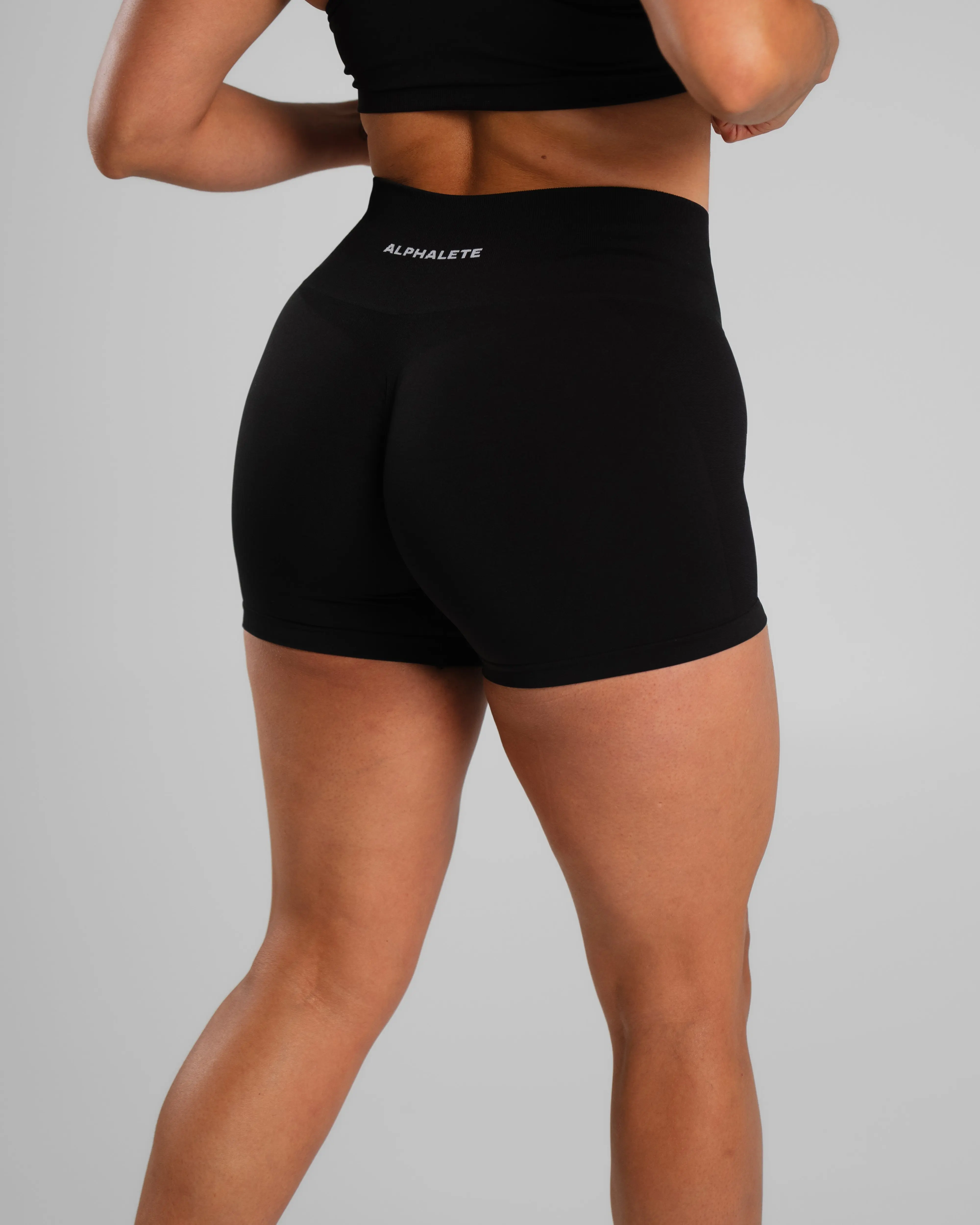 Amplify Mid Rise Short - Black