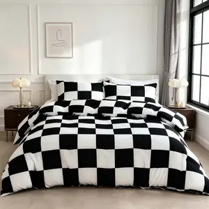 3-piece black and white checkered printed duvet cover set, Bedroom bedding set, with black-and-white plaid pattern, suitable for bedrooms and guest rooms, contains 1 duvet cover and 2 pillowcases, no quilt core included, ideal for all-season use