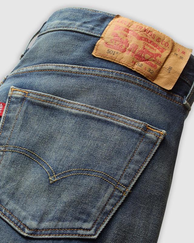 LEVI’S  MEN’S 501 ORIGINAL STRETCH JEAN 005013729