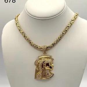 Beautiful Necklace with Pharaoh Pendant 19 Inches Gold Finish Chain Design