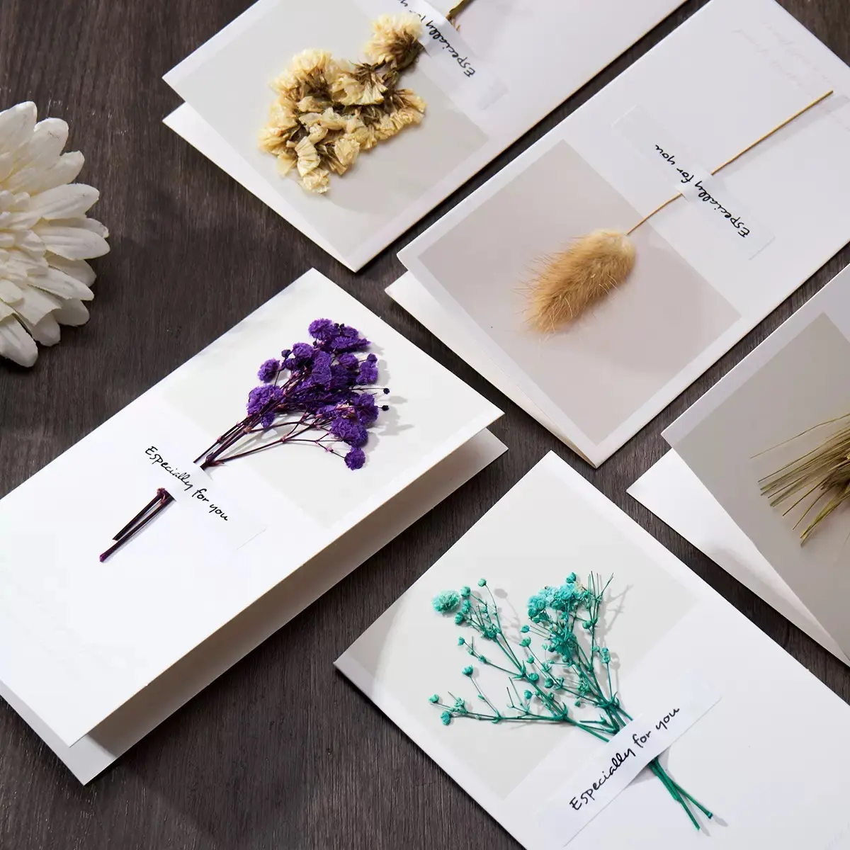 Dried pressed flower greeting cards, A set of 4, mixed 4，with free dried flower bookmarks, envelopes ,  Wedding Invitation beginner craft diy art card kit inspirational card gift making thoughtful gift Durable Cardstock