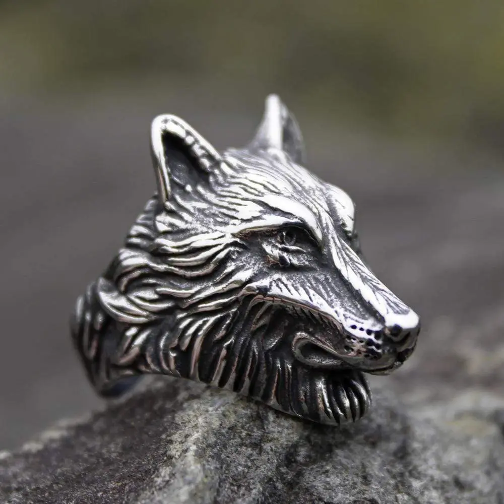 GTHIC Wild Wolf Stainless Steel Viking Spirit Animal Ring for Men and Women Statement Jewelry Daily Wear