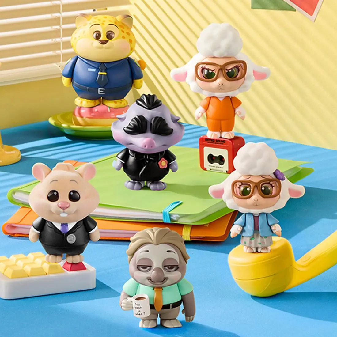 MINISO x Disney Zootopia Daily Life Dress Up Blind Box | 3.5" PVC Figures of Judy, Nick & Flash | Cute Desktop Ornament | Official Collectible, Ideal Graduation & Summer Gift #Zootopia #DressUpFigure #DisneyDecor