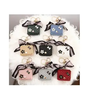 Vintage Plaid Keychain for Women Mini Coin Purse Bluetooth Earphone Case Fashionable Crossbody Bag Charm Accessory