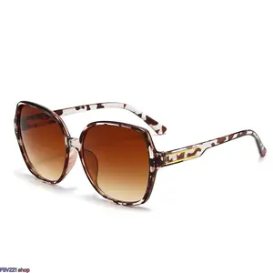 Unisex Fashionable Glasses - Women's Oversized Square Sunglasses with Leopard Print Frame, Gradient Lens, UV Protection for Daily Outdoor Wear