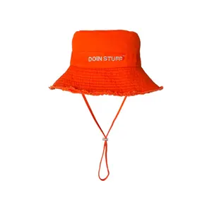 BUCKET HAT