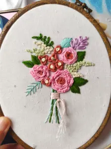 Handmade DIY embroidery accessory: embroidery hoop and stitch patterns