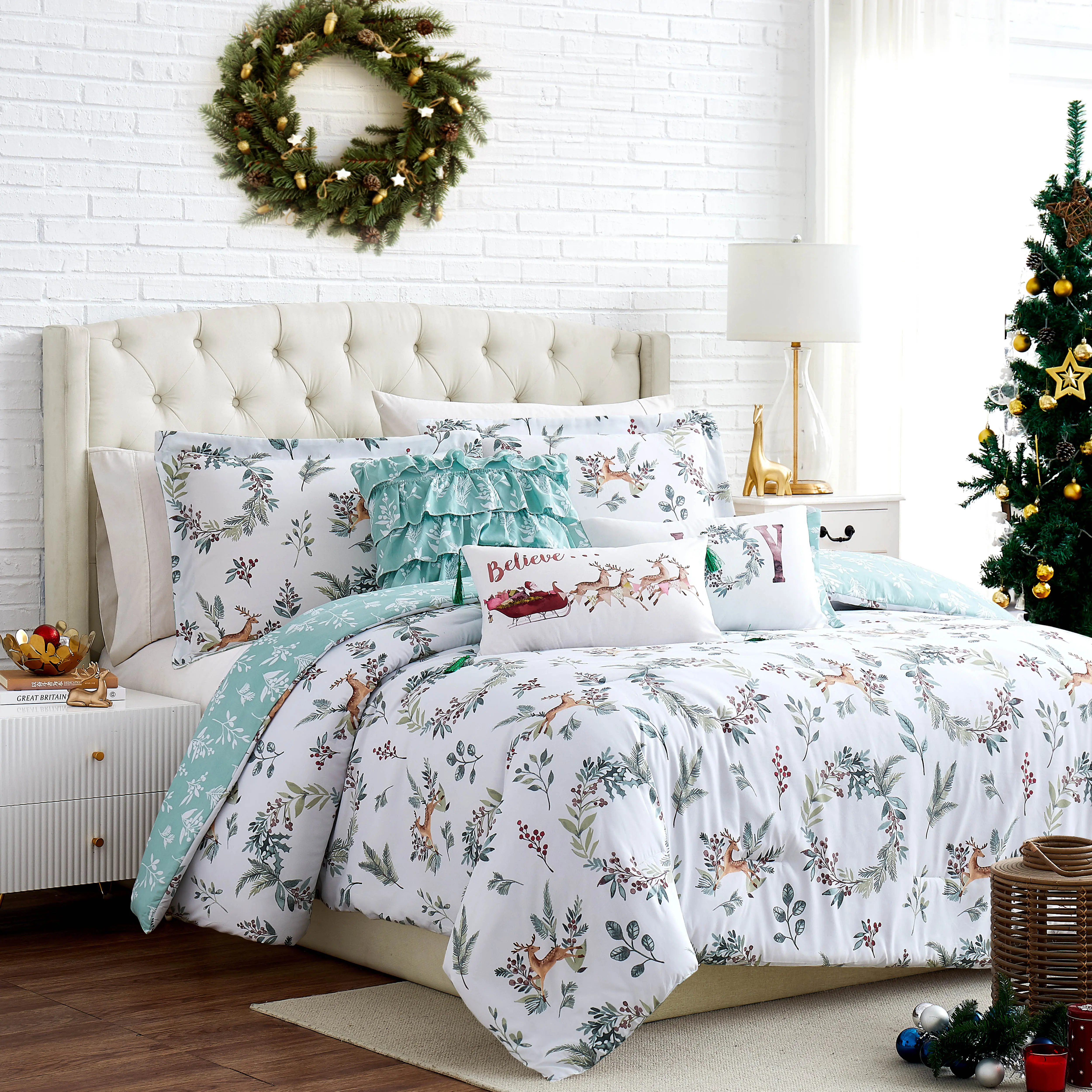 Holiday Harmony 7-Piece Microfiber Bed Comforter Set, Soft Bedding Set for Bedroom Use, Microfiber Bedding Set, Soft Bedding Sets