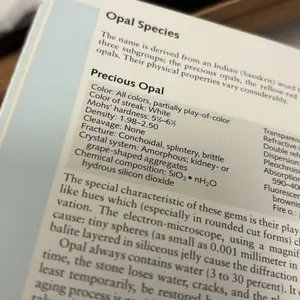 USED-Crystals for Beginners: A Guide to Collecting & Using Stones & Crystals by Kenner, Corrine (Paperback)