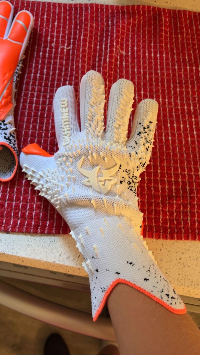 Item: GKA19-White, 7