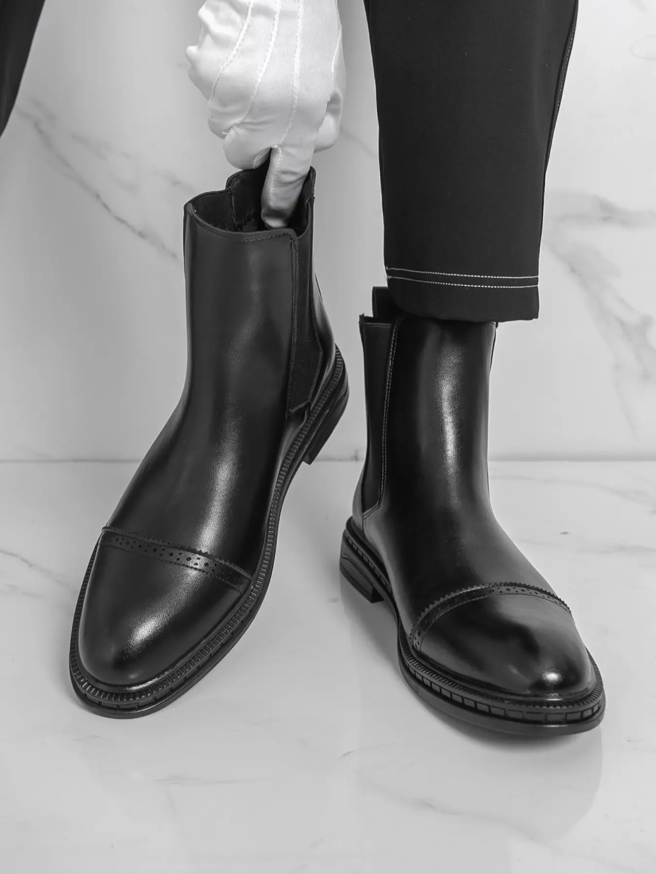 Men's Carved Chelsea Boots, Vintage British Style Business Formal Tubular Simple Casual Short Boot, New Design
