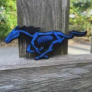 Mustang With Bones Emblem for 2005-2009 fifth (5th) Generation Mustang Grill