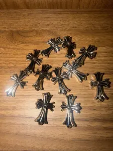 Small Gothic Cross for clothes, shoes, decoration, display