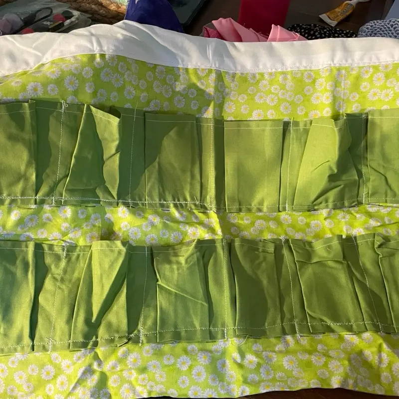 Egg gathering apron