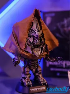 TRANSFORMERS Megatron High-end Baby Figurines