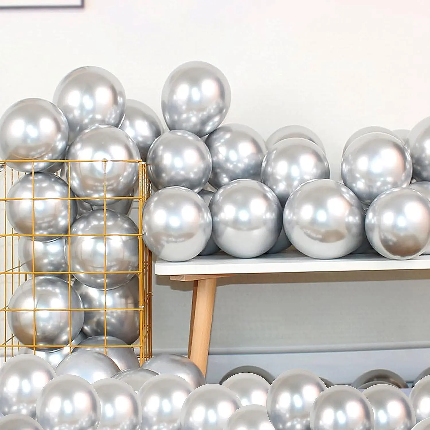 12-Inch Metallic Chrome Latex Balloons, 100 Pcs Thick Helium Shiny Balloons for Birthday, Anniversary, Graduation Party Decorations (Silver)