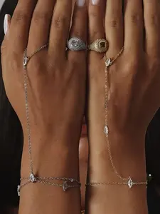 Trendy Rhinestone Finger Bracelet, Fashionable Metal Chain Design, Sparkling Water Diamond Hand Back Jewelry Accessory