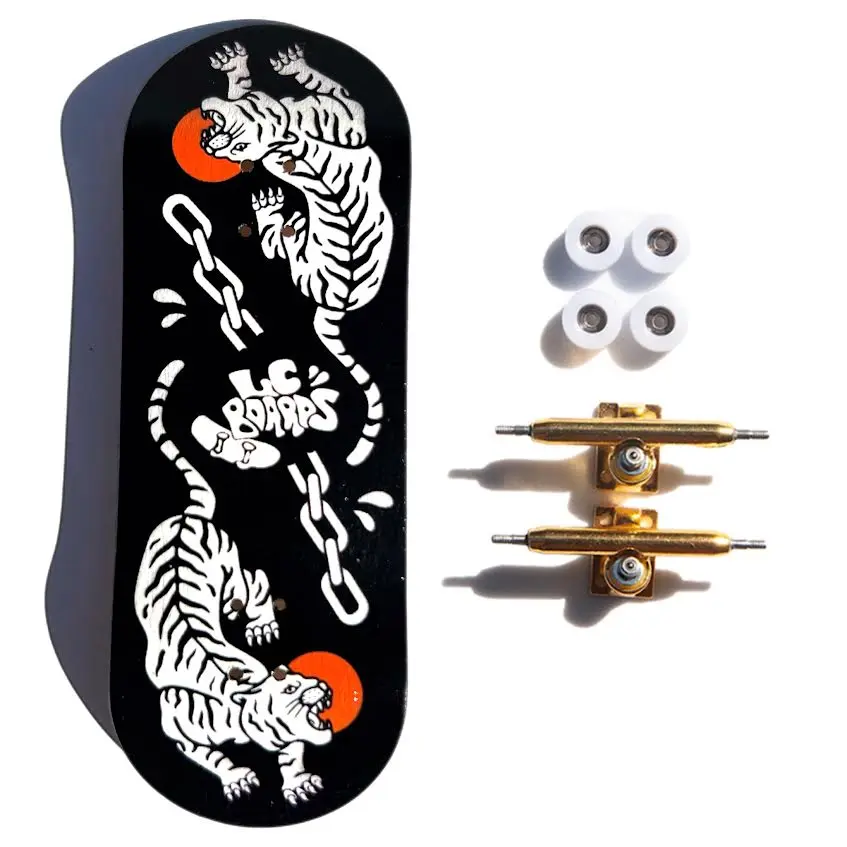 LC BOARDS 98X34 COMPLETE TIGER GRAPHIC FOAM GRIP TAPE LC BOARDS 98X34 COMPLETE TIGER GRAPHIC FOAM GRIP TAPE